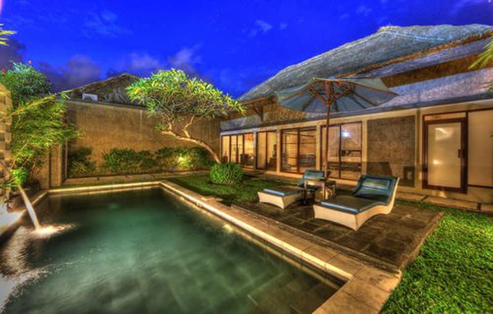 Bali Rich Villas Seminyak Exterior foto